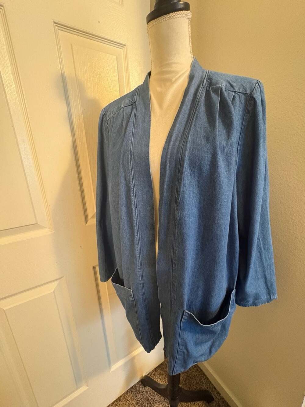 Vintage Denim Kimono Cardigan Jacket with Embroidered Flowers and Hummingbirds